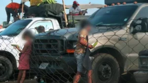 La crisis económica agrava la prostitución infantil en sitios clandestinos de Venezuela, apuntan antropólogos, legisladores y defensores de derechos de menores.