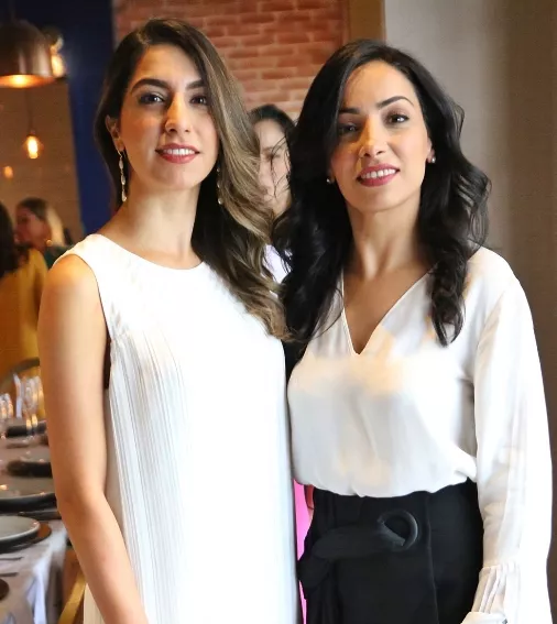 Azadeh Kadivar y Behi Kadivar.