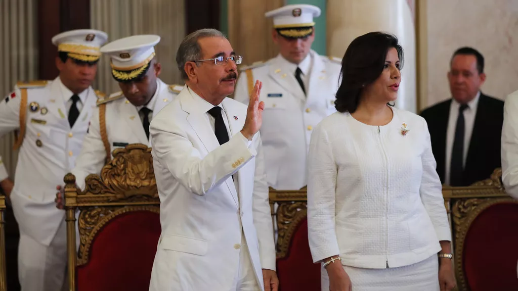 Resultado de imagen para Presidente Danilo Medina recibe cartas credenciales de cinco nuevos embajadores
