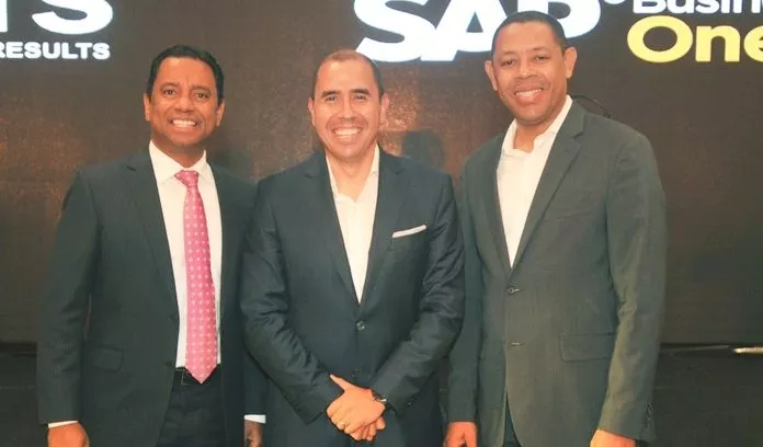 José Mora, César Ayala y Wandy Reyes.