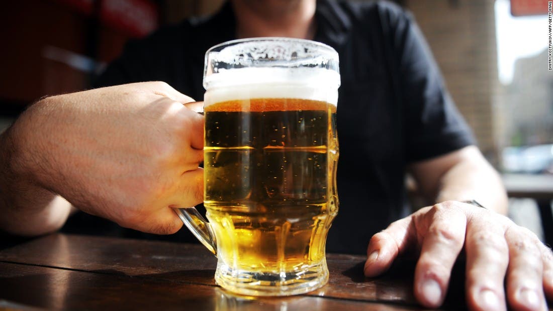 Resultado de imagen para Más de una bebida alcohólica al día aumenta el riesgo de mortalidad y cáncer