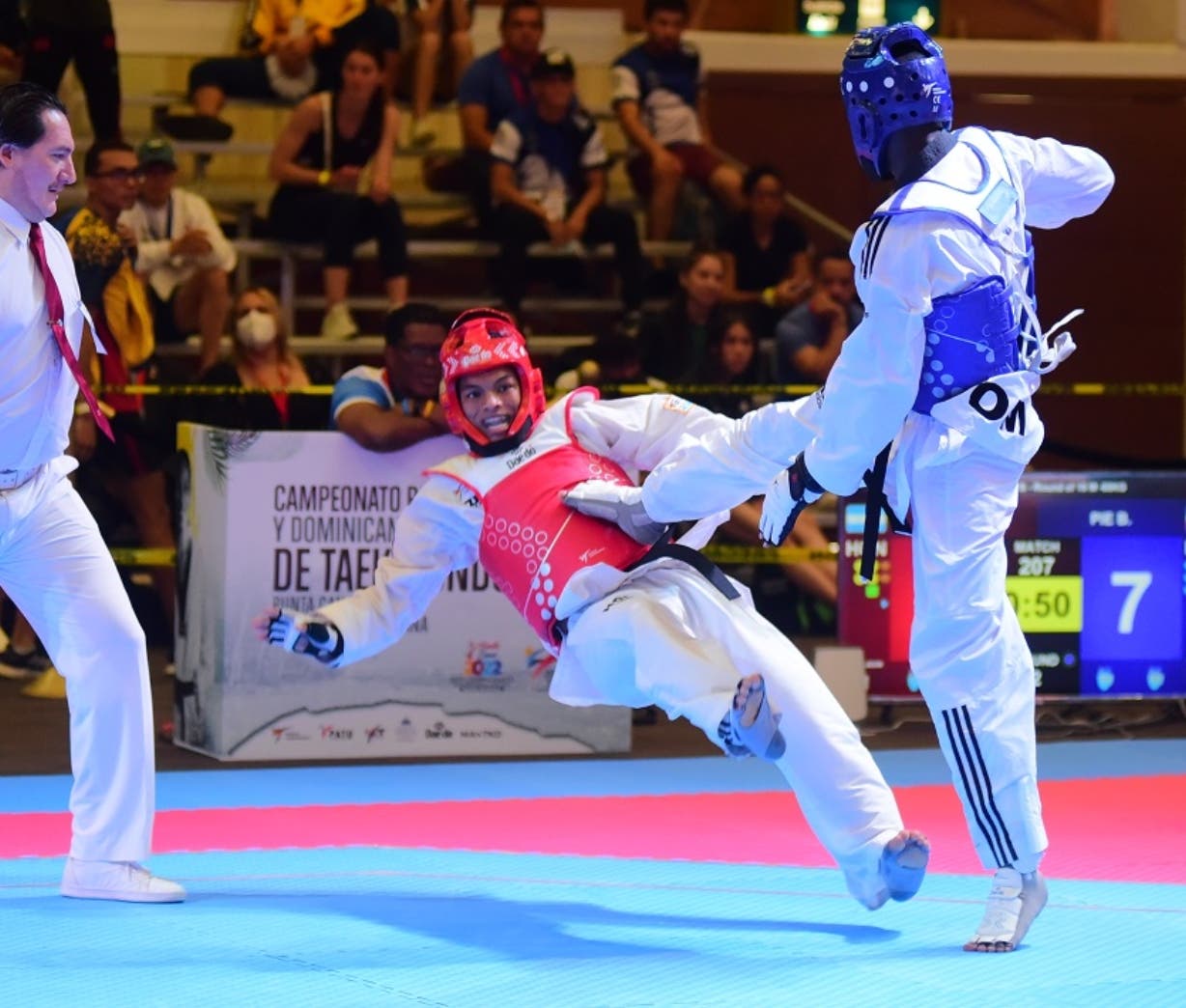 Taekwondo RD arrasa Abierto en La Habana