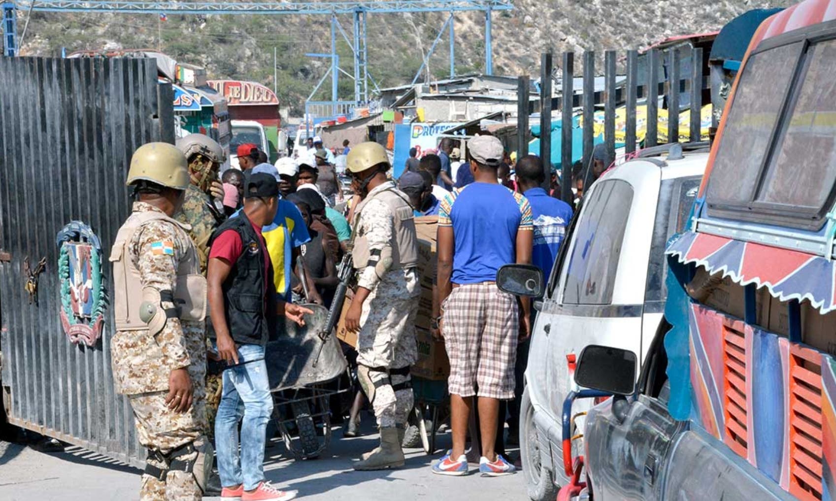 Deportaciones haitianos aumentan, pero el comercio  se mantiene estable