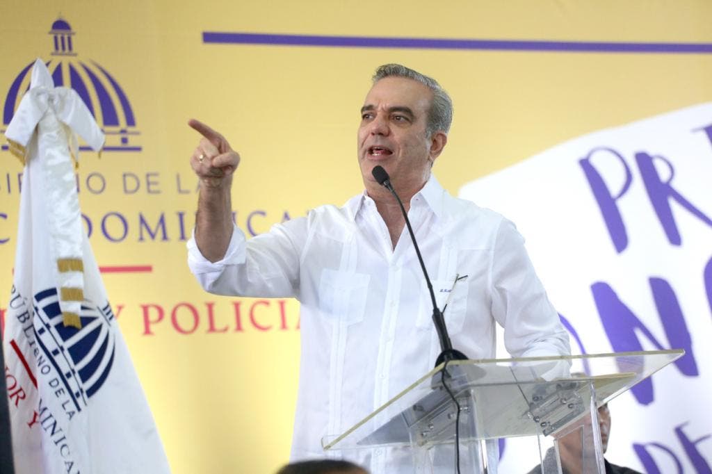 Luis Abinader: “Gobierno y la Policía enfrentarán la delincuencia en cualquier terreno”