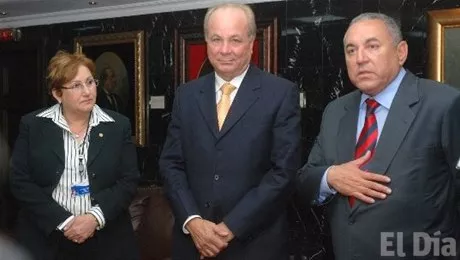 http://eldia.com.do/image/article/2/460×390/0/3BA70852-95AC-4DB9-A703-1B08CE7E9B62.jpeg