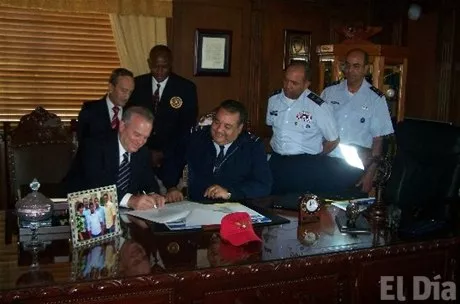 http://eldia.com.do/image/article/1/460×390/0/480D0E1E-8CEE-4BAE-99CB-EDD3CD09D9D1.jpeg