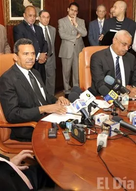 http://eldia.com.do/image/article/1/460×390/0/5035F83E-F5F0-497D-A6FF-3F32F54AAB76.jpeg