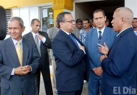 http://eldia.com.do/image/article/1/460×390/0/51FB9D87-E35A-446B-80B3-276AEE3A85EF.jpeg