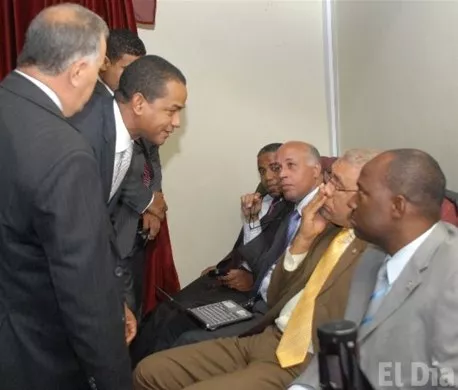 http://eldia.com.do/image/article/1/460×390/0/7A0AA16E-E8C7-41FD-B5E5-19CA35BA146D.jpeg