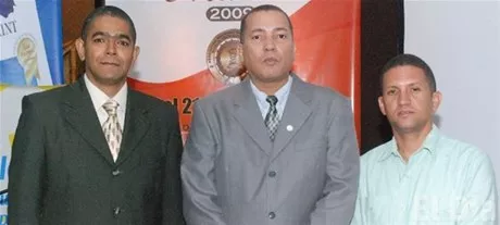 http://eldia.com.do/image/article/2/460×390/0/7C040D47-9790-4DA1-94AB-D8B4BAE36DD5.jpeg