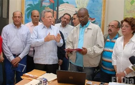 http://eldia.com.do/image/article/1/460×390/0/902BBB56-B853-4CA1-B267-2A418BDFB3D2.jpeg