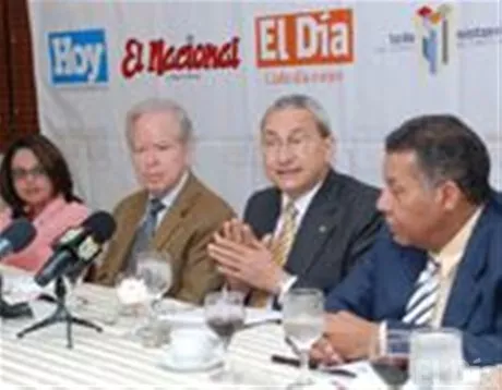 http://eldia.com.do/image/article/1/460×390/0/C7EF7078-269D-4CAC-A15B-20E7D34B5C4C.jpeg