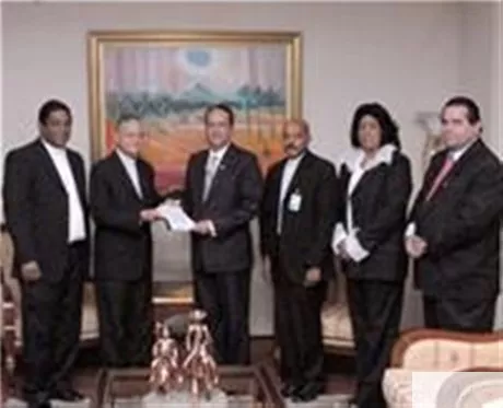 http://eldia.com.do/image/article/1/460×390/0/E55FBBCC-1882-47A8-89D9-0D02F80AF364.jpeg