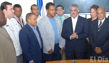 http://eldia.com.do/image/article/3/460×390/0/006A8C45-CE7C-4D3E-A5F5-39346479372B.jpeg