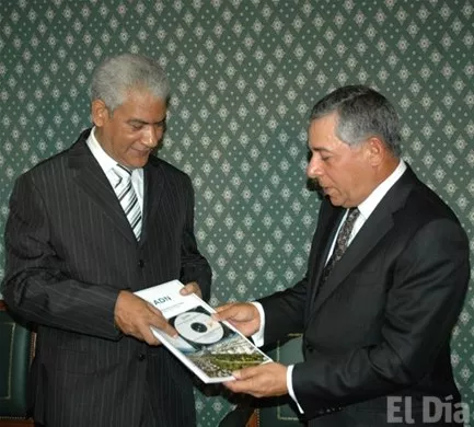 http://eldia.com.do/image/article/4/460×390/0/175B80E4-FCD1-4313-BE77-2D4467959330.jpeg