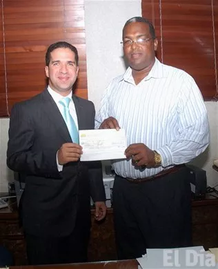 http://eldia.com.do/image/article/3/460×390/0/1F5B8078-7643-435D-B696-2D2543731DA7.jpeg