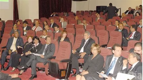http://eldia.com.do/image/article/5/460×390/0/22B1C268-1A4E-48EF-9E1F-2D413CF48B1A.jpeg
