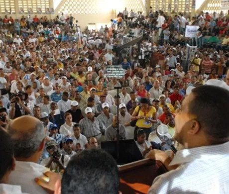 http://eldia.com.do/image/article/5/460×390/0/2B1D6209-E747-450B-B942-04D198B85CF9.jpeg