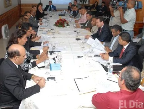 http://eldia.com.do/image/article/3/460×390/0/2DE0E62F-A907-4E8A-B48E-E155D2DF2BDB.jpeg