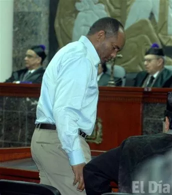 http://eldia.com.do/image/article/4/460×390/0/2E738193-8918-42EA-9EEB-D966452274FD.jpeg