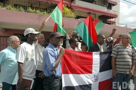 http://eldia.com.do/image/article/5/460×390/0/2EDE899B-9DFF-482D-9752-5E656F44B1AE.jpeg
