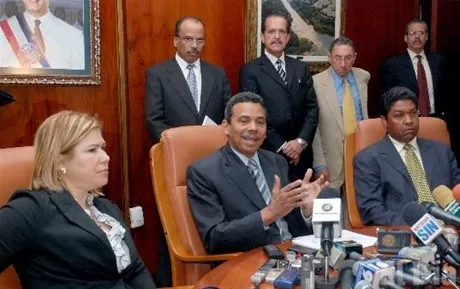 http://eldia.com.do/image/article/3/460×390/0/51CB617D-3DBD-40E5-AAB8-9F611D383F93.jpeg