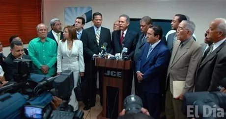 http://eldia.com.do/image/article/4/460×390/0/700A5A17-335A-4451-931F-FF94732F3E5D.jpeg