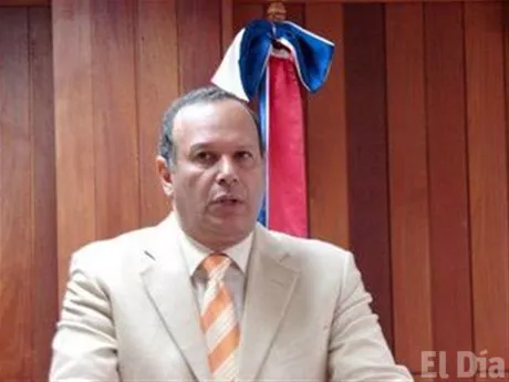 http://eldia.com.do/image/article/4/460×390/0/7DA0FB8B-DE19-4C32-812E-21FF9DD540CF.jpeg