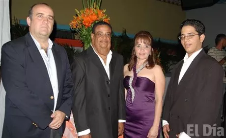 http://eldia.com.do/image/article/4/460×390/0/7E8173CF-04F4-4655-AF8B-87FEBBAFEB7B.jpeg