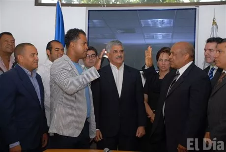 http://eldia.com.do/image/article/3/460×390/0/93AD3806-1B04-4213-8119-EB37568C115C.jpeg
