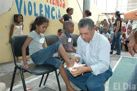 http://eldia.com.do/image/article/4/460×390/0/CC02E7CB-AED7-4AFA-9495-2079416B1198.jpeg