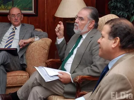 http://eldia.com.do/image/article/4/460×390/0/E5709198-9893-4B46-909B-1153FC3D0A03.jpeg