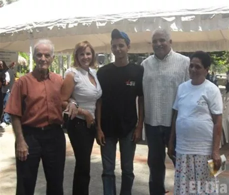 http://eldia.com.do/image/article/5/460×390/0/F659FFB3-DEA3-4CC4-9D3D-7D43A3670686.jpeg