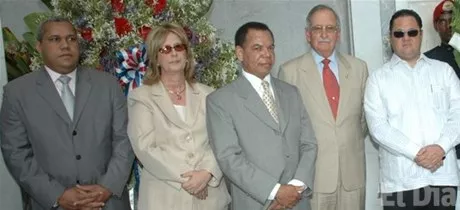 http://eldia.com.do/image/article/5/460×390/0/F7B41BE1-D595-4CA8-9FB9-09AFC4AE6906.jpeg