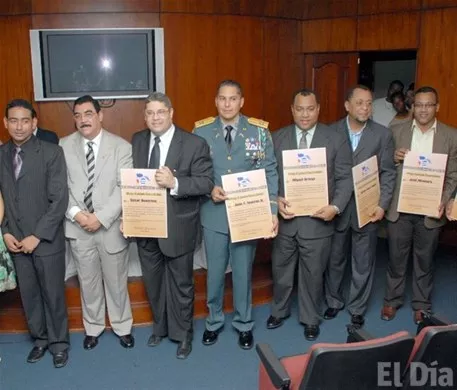 http://eldia.com.do/image/article/4/460×390/0/F8DBEEE8-3F5D-4147-BD8E-5BE980AC9030.jpeg
