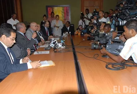 http://eldia.com.do/image/article/4/460×390/0/FD9CDE7E-2962-42EB-8A0B-018A23D96160.jpeg