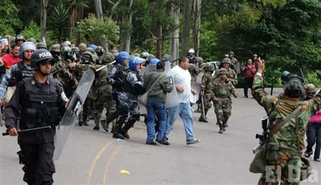 http://eldia.com.do/image/article/7/460×390/0/4A732EEB-74AC-4D7E-BF85-8C31496241F2.jpeg