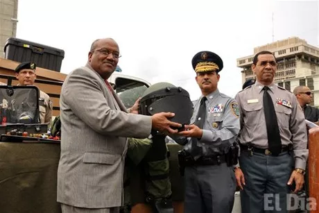 http://eldia.com.do/image/article/6/460×390/0/67C158D6-97AF-4B5D-AB6D-08B674D0F7C7.jpeg
