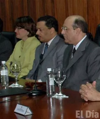 http://eldia.com.do/image/article/6/460×390/0/754E61C5-DD0B-4DE7-8168-D45A00C61DC9.jpeg