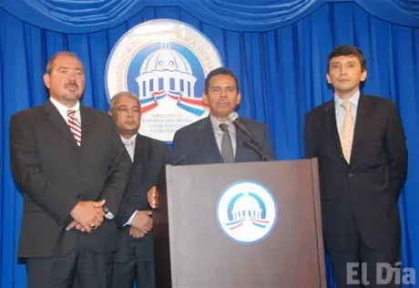 http://eldia.com.do/image/article/7/460×390/0/A6EABD8F-A7A3-454F-84FF-13AB0176BAA2.jpeg