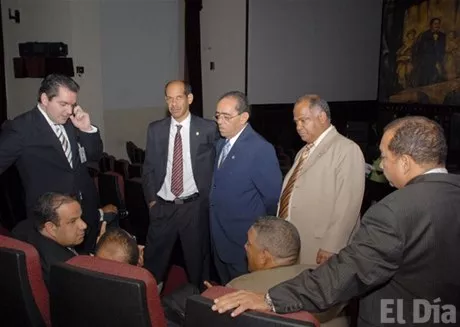 http://eldia.com.do/image/article/7/460×390/0/B16BD869-2407-47A9-A5A9-A97C7F6B10F9.jpeg