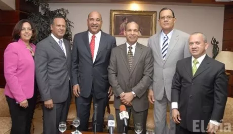 http://eldia.com.do/image/article/6/460×390/0/B9401B6C-85A2-47B1-AFE1-1FEBBD06C571.jpeg