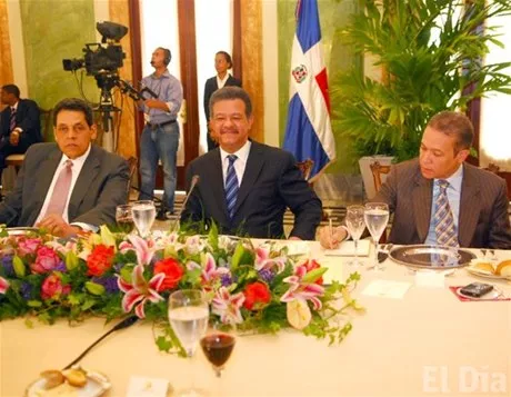 http://eldia.com.do/image/article/7/460×390/0/BA954B82-945C-4C55-9AF2-58778EE6D9AE.jpeg