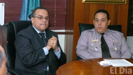 http://eldia.com.do/image/article/5/460×390/0/D8F12E06-CB42-4B1B-AF82-404491C89D21.jpeg