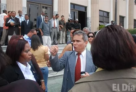 http://eldia.com.do/image/article/7/460×390/0/E7437E01-23D8-479F-A0B9-D117DEC68499.jpeg