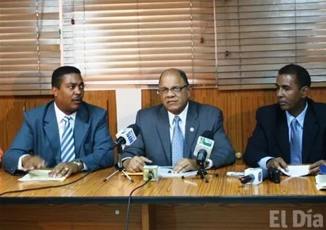 http://eldia.com.do/image/article/6/460×390/0/F07C12FE-DAB2-40FA-842D-1749235172AA.jpeg