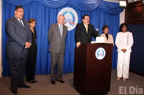 http://eldia.com.do/image/article/9/460×390/0/0037AA2D-DAC6-46C3-8710-E18EEF65C5AE.jpeg
