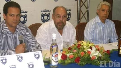 http://eldia.com.do/image/article/8/460×390/0/03DDF7EC-64C3-4F41-9F81-A23ECC64BEF1.jpeg