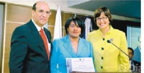 http://eldia.com.do/image/article/8/460×390/0/12471AE1-8016-49DE-B56F-57723978152B.jpeg