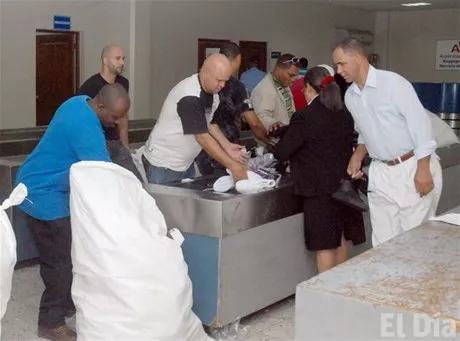 http://eldia.com.do/image/article/9/460×390/0/19F83ECF-C898-4974-9170-5C31A7FF274F.jpeg